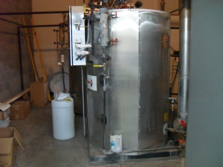 More Photos Of 201 W Stan Schlueter Loop, Killeen Freestanding For Sale