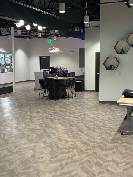 More Photos Of 11675 Ridgeline Dr, Colorado Springs Coworking Space