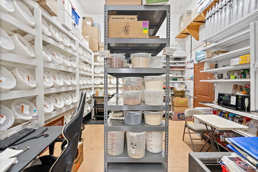 More Photos Of 12249 San Pablo Ave, Richmond Storefront For Sale