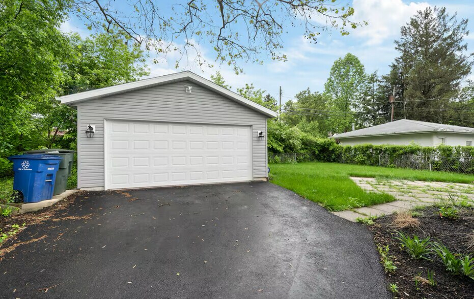 More Photos Of , Columbus Specialty For Sale