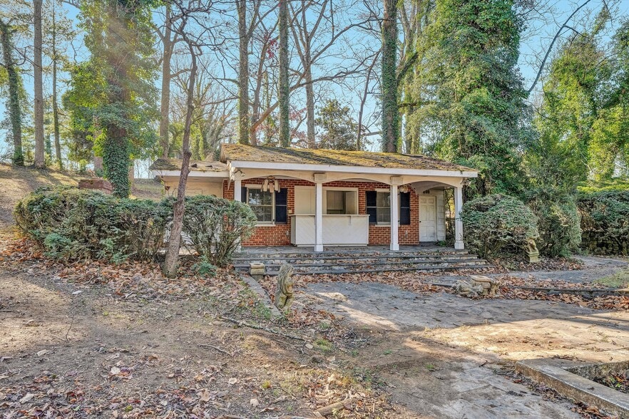 More Photos Of 934 Commander Dr, Roanoke Specialty For Sale