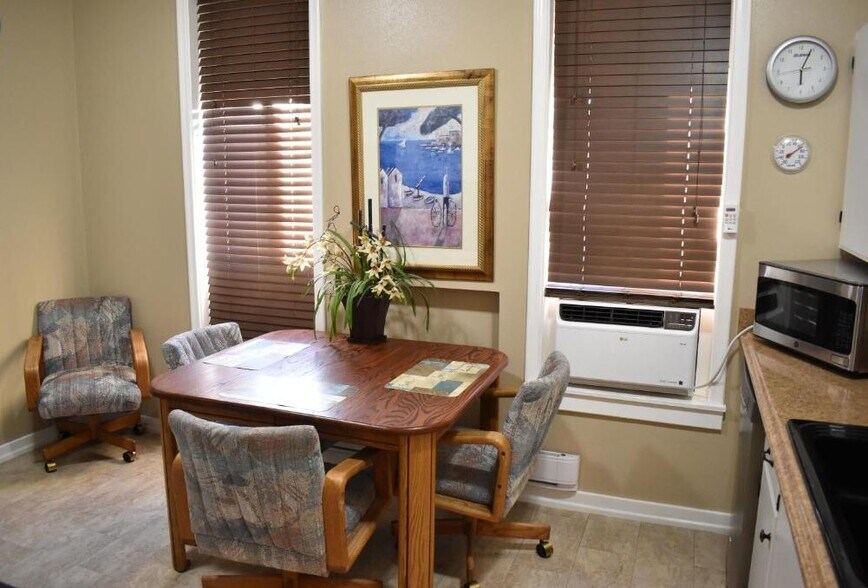 More Photos Of 22 N Bridge St, Saint Anthony Storefront Retail Residential For Sale