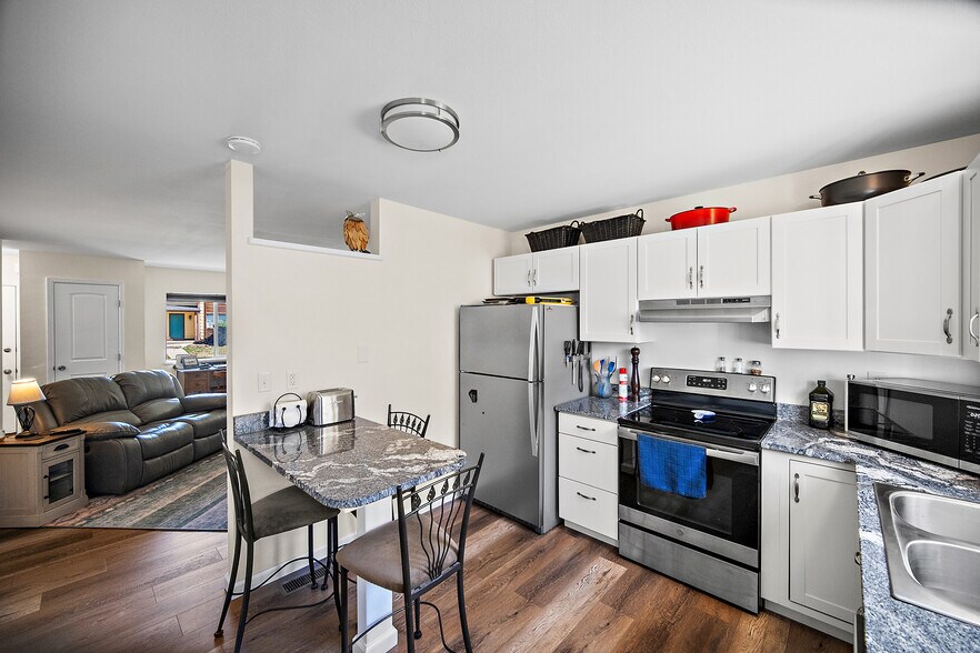 More Photos Of 2350 Split Rock Dr, Colorado Springs Apartments For Sale