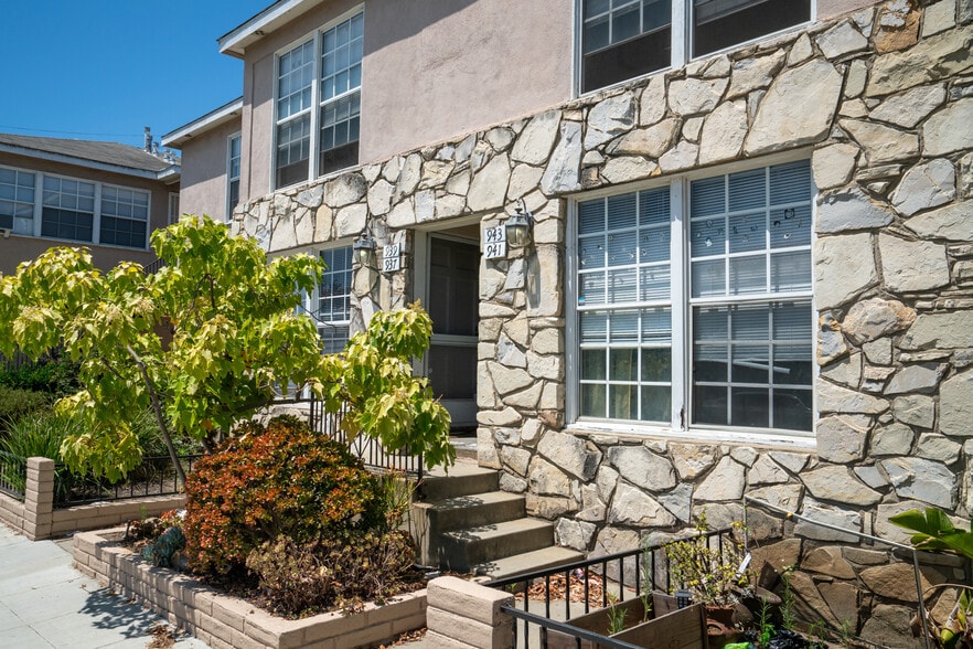 More Photos Of 927 Belmont Ave, Long Beach Apartments For Sale