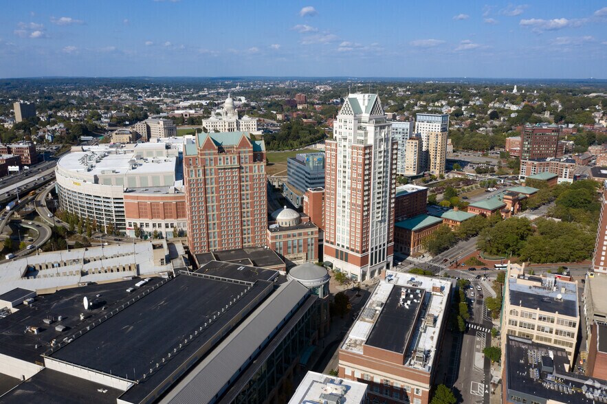 More Photos Of 1 W Exchange St, Providence Hotel For Lease