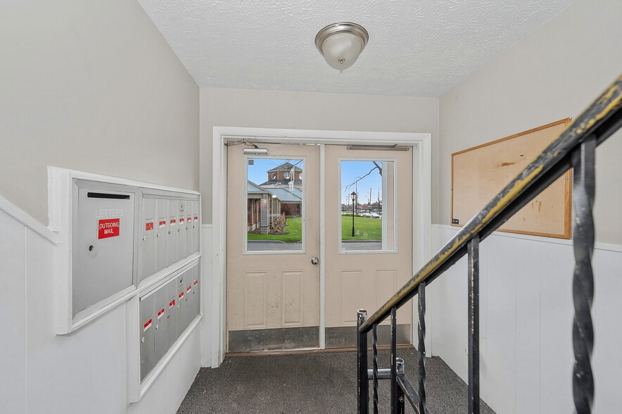 More Photos Of 10916 Reading Rd, Cincinnati Apartments For Sale