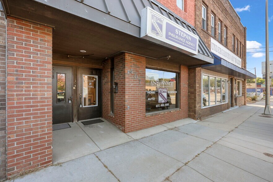 Primary Photo Of 407 Vermillion St, Hastings Office For Sale