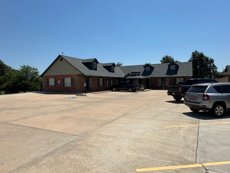 Primary Photo Of 3916 NW 36th St, Oklahoma City Unknown For Lease