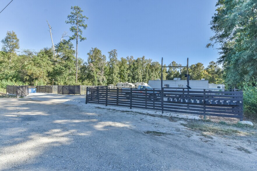 More Photos Of 321 FM 2090 Rd E, Splendora Manufactured Housing Mobile Home Park For Sale