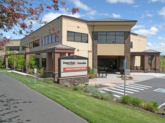 Primary Photo Of 650 SW Columbia St, Bend Medical For Sale