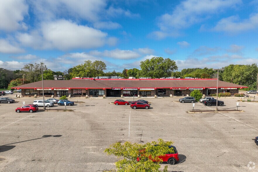 More Photos Of 8-88 Nathan Ln, Plymouth Storefront Retail Office For Lease