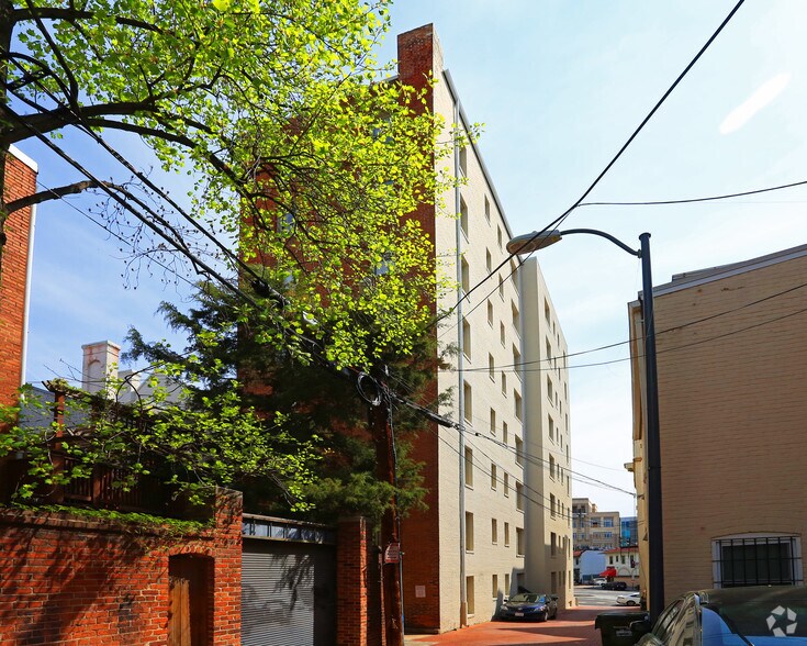 More Photos Of 1808 Connecticut Ave NW, Washington Apartments For Lease