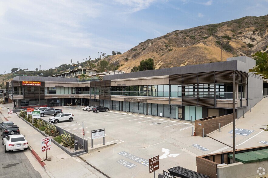 Primary Photo Of 22601 Pacific Coast Hwy, Malibu Storefront Retail Office For Lease