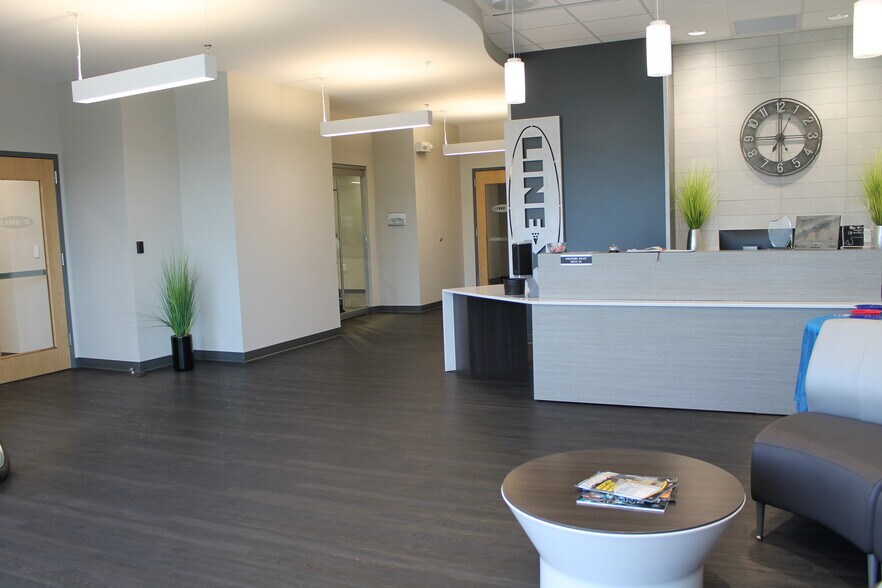 More Photos Of 301 James Record Rd SW, Huntsville Distribution For Lease