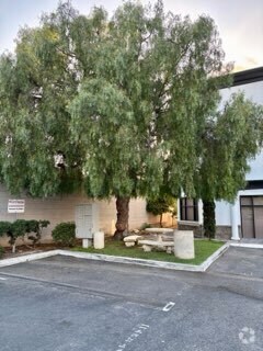 More Photos Of 20072 SW Birch St, Newport Beach Medical For Lease