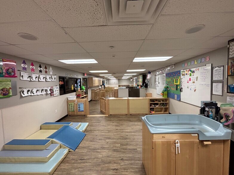 More Photos Of 5211 13th St, Lubbock Daycare Center For Sale