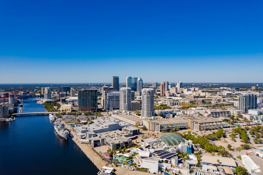 More Photos Of 290 S Meridian Ave, Tampa Apartments For Lease