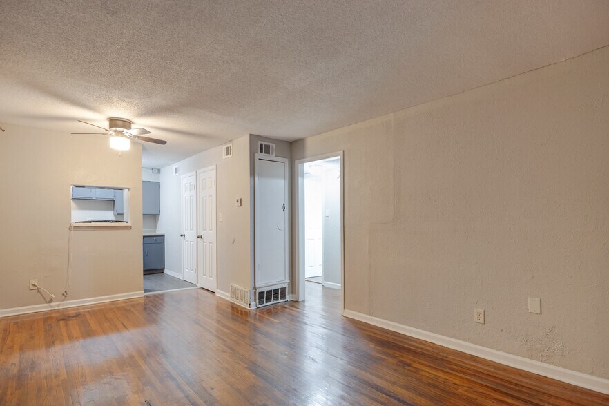 More Photos Of , Memphis Multifamily For Sale