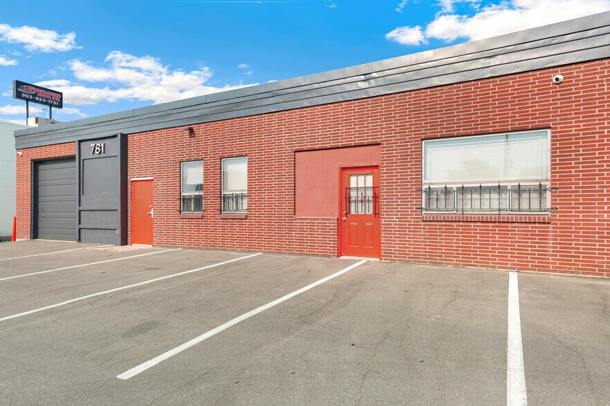 More Photos Of 781-785 Vallejo St, Denver Warehouse For Lease