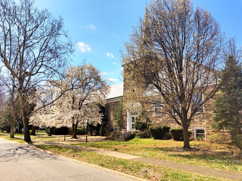 More Photos Of 6903 Mornington Rd, Baltimore Religious Facility For Sale