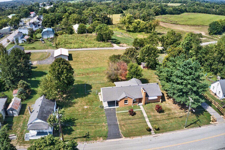 More Photos Of 43 Highway 433, Mackville Flex For Sale