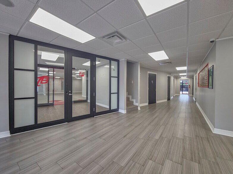 More Photos Of 6001 Nw Expressway, Oklahoma City Office For Sale