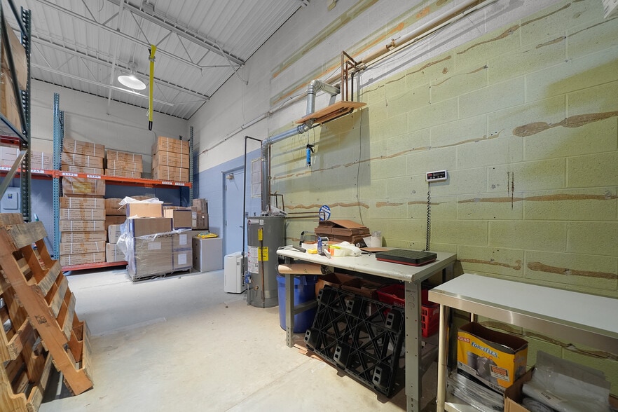 More Photos Of 4130 44th St SE, Grand Rapids Office For Sale