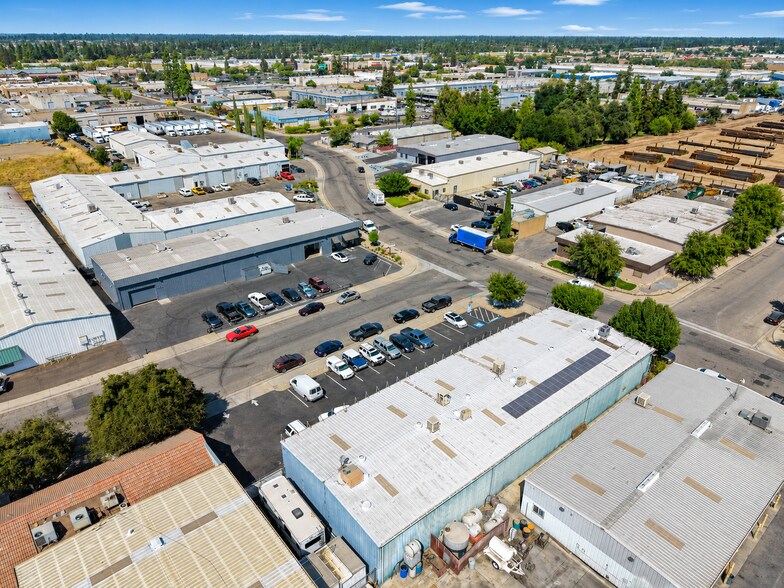 More Photos Of 4567 N Bendel Ave, Fresno Service For Lease