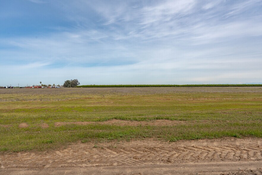 More Photos Of 0 Beech Ave Ave, Shafter Land For Sale