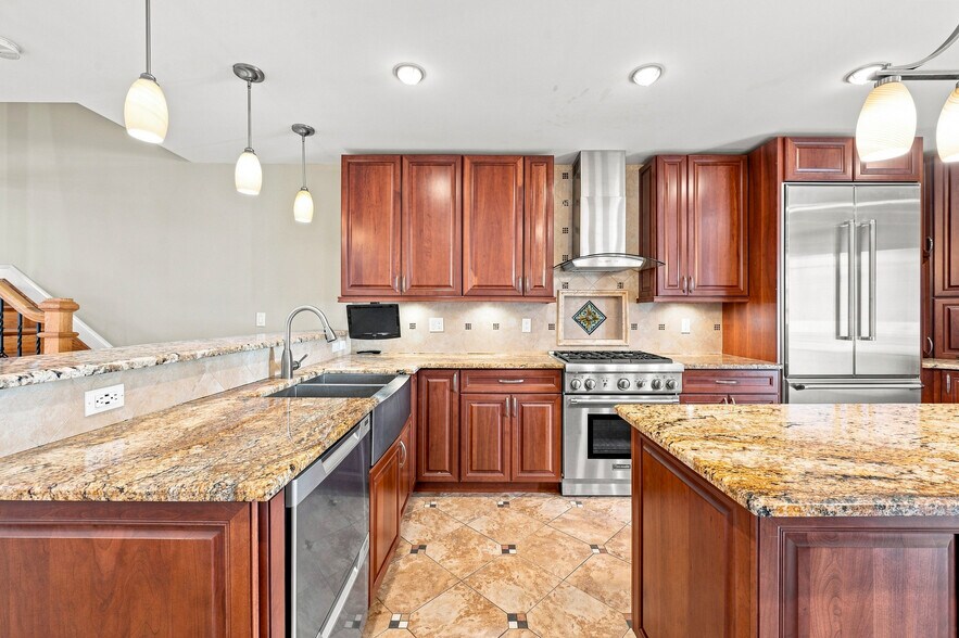More Photos Of 117 President St, Brooklyn Apartments For Sale