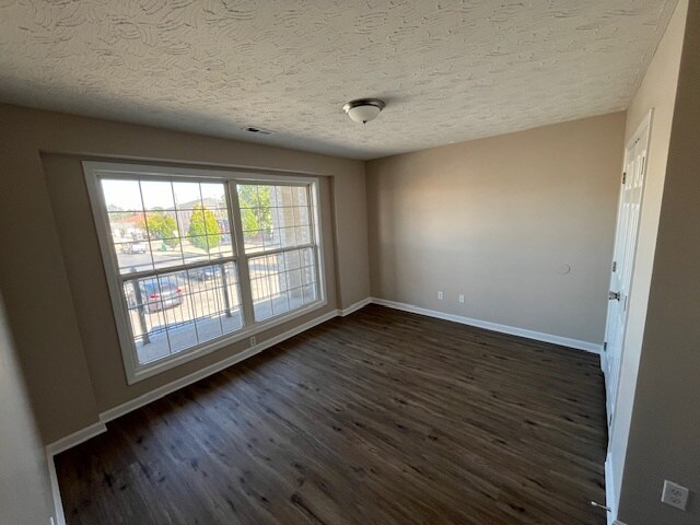 More Photos Of 124 W Chestnut St, Jeffersonville Apartments For Sale