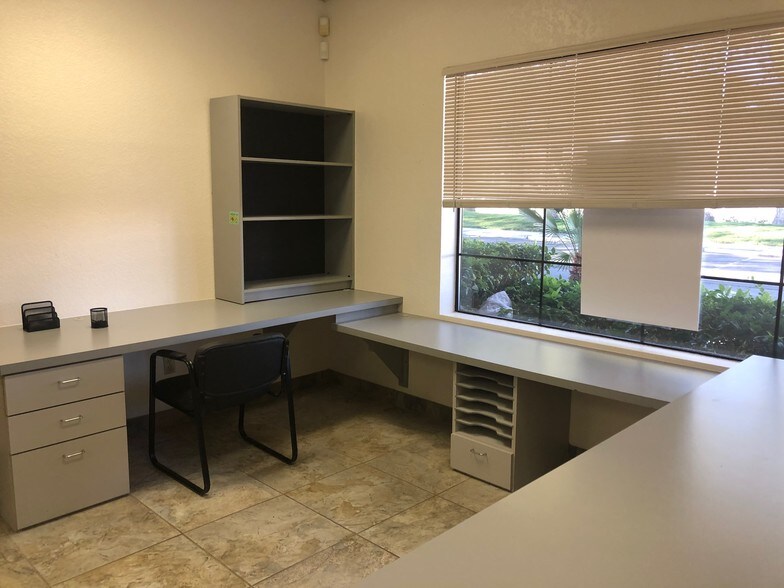 More Photos Of 175 E Reno Ave, Las Vegas Specialty For Lease