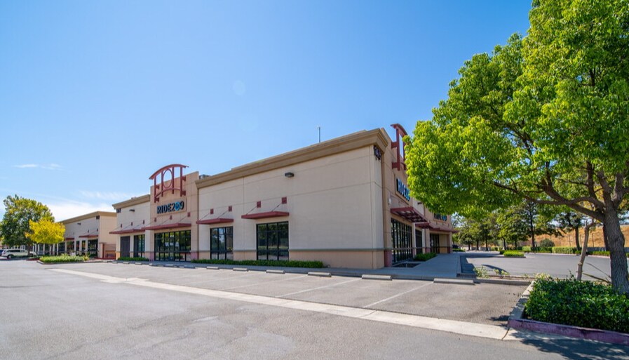 More Photos Of 1475 Moffat Blvd, Manteca Warehouse For Lease