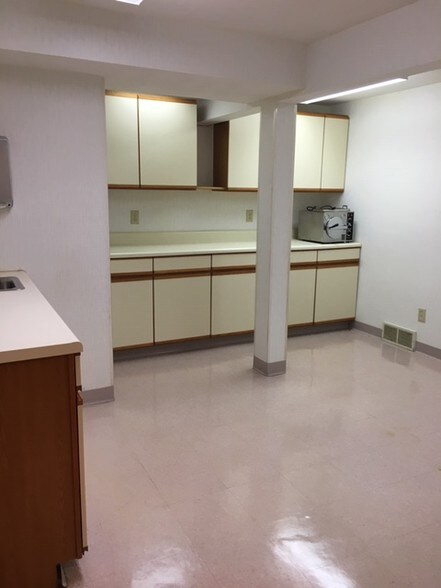 More Photos Of 28 E Main St, Marcellus Medical For Lease