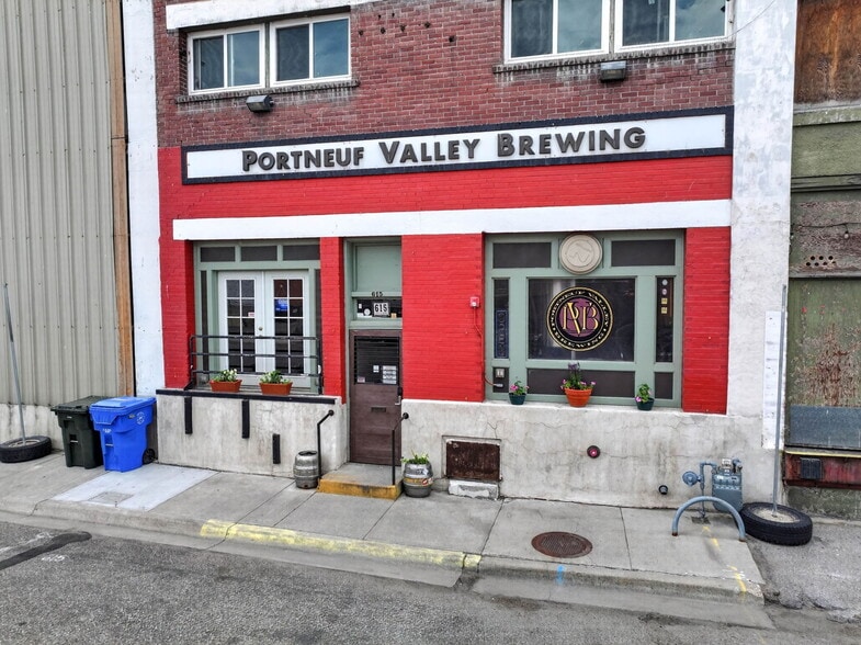 Primary Photo Of 615 S 1st Ave, Pocatello Restaurant For Sale