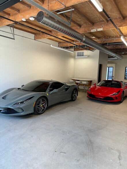 More Photos Of 769-791 Newton Way, Costa Mesa Showroom For Lease