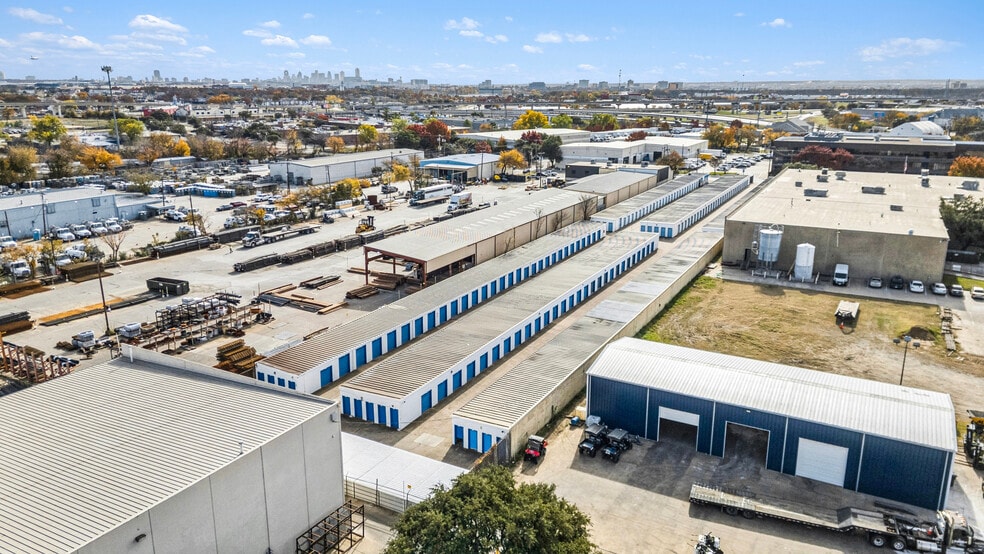 More Photos Of 2601 Willowbrook Rd, Dallas Self Storage For Sale