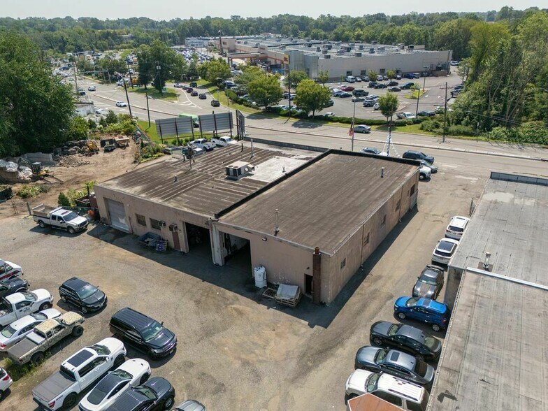More Photos Of 2530 Springfield Ave, Vauxhall Land For Lease