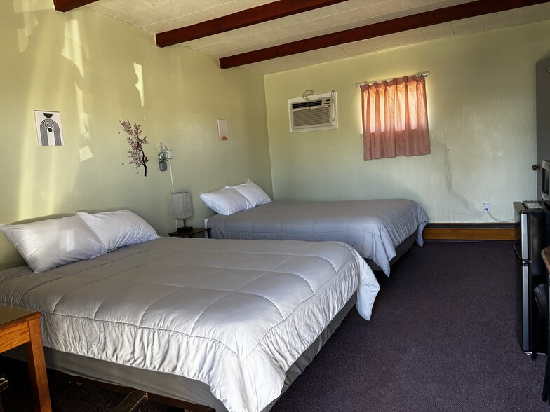 More Photos Of 215 E 3rd St, La Junta Hotel For Sale