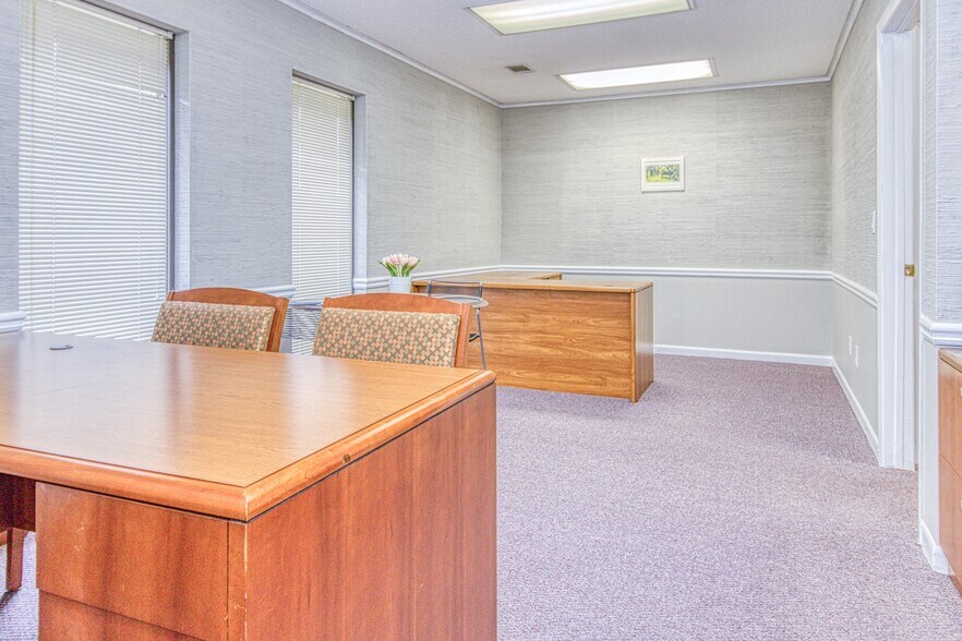 11205 Alpharetta Hwy, Roswell, GA 30076 Office