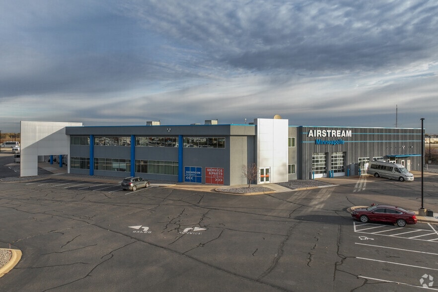 Primary Photo Of 3939 W Chelsea Rd, Monticello Auto Dealership For Sale