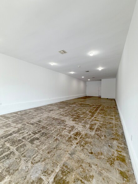 More Photos Of 926-928 N La Cienega Blvd, West Hollywood Storefront Retail Office For Lease