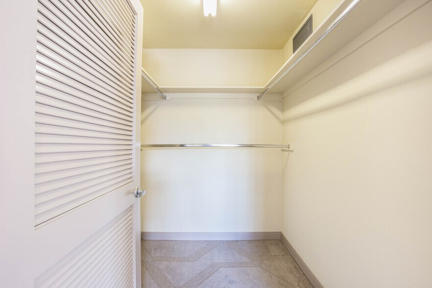 More Photos Of 11260 Point East Dr, Rancho Cordova Apartments For Sale