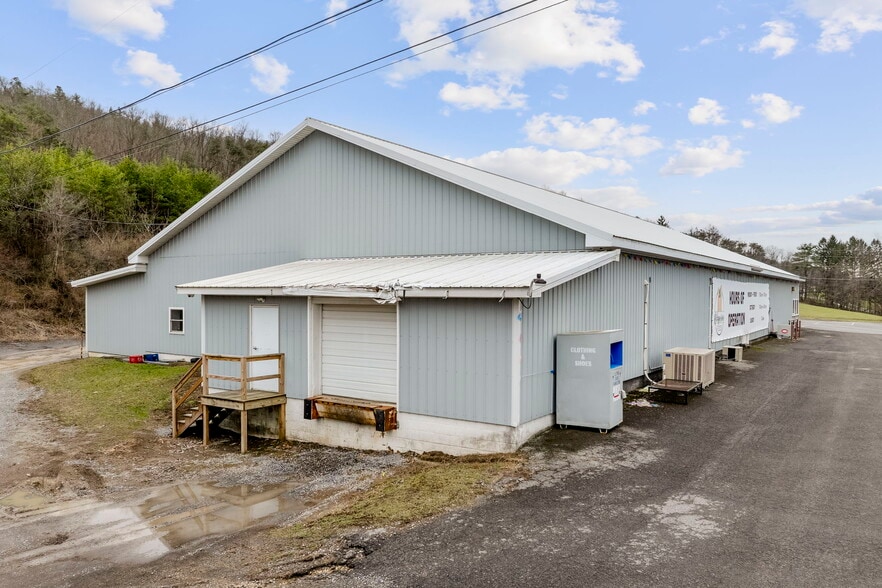 More Photos Of 4144 Pennsylvania 147 Hwy, Herndon Supermarket For Sale