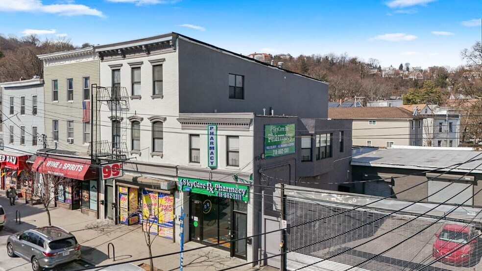 More Photos Of 219-225 Broad st, Staten Island Apartments For Sale