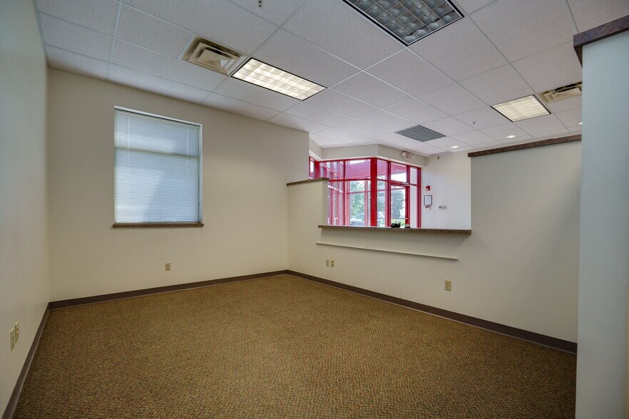 More Photos Of 8261 State Route 235, Dayton Light Manufacturing For Sale