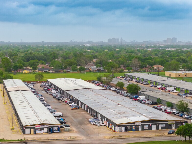 Primary Photo Of 11450 Bissonnet St, Houston Warehouse For Lease