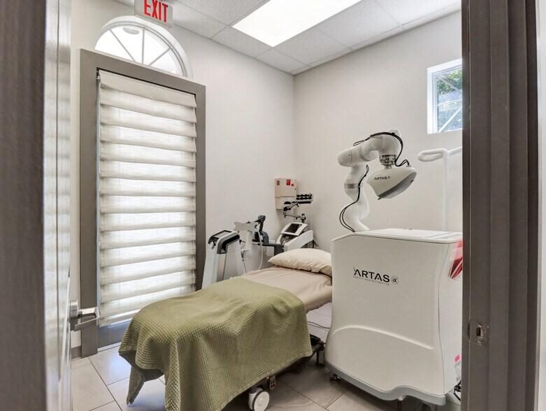 More Photos Of 2615 W Swann Ave, Tampa Medical For Lease