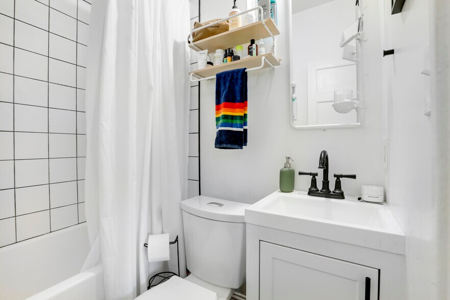 More Photos Of 1568 Vine St, Denver Apartments For Sale