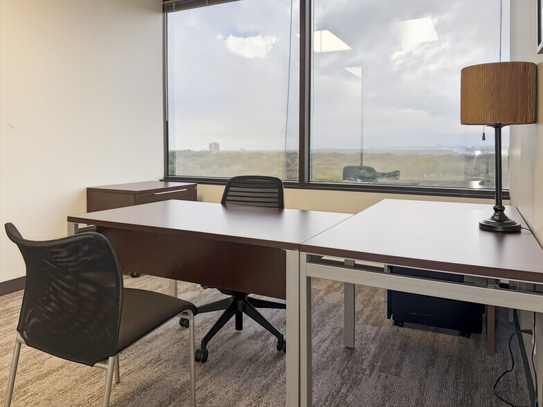 More Photos Of 1100 NW Loop 410, San Antonio Coworking Space